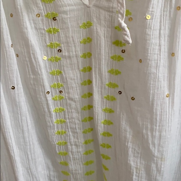 Old Navy blouse - Picture 3 of 3